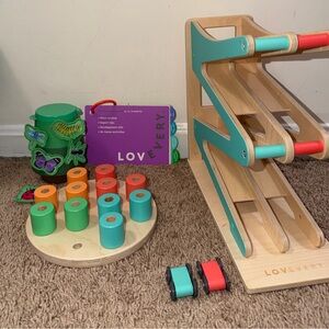 Lovevery Pioneer Play